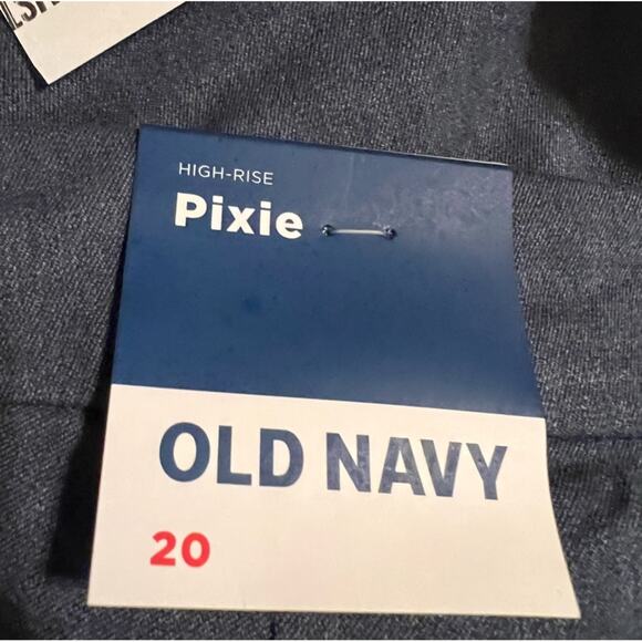 NWT Old Navy high rise pixie never fade pant.Plus size 20. Secret slim  pockets. - Picture 12 of 16